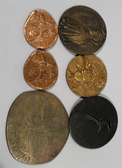 null REUNION DE 6 MEDAILLES en bronze comprenant "Ursus Graff Daz Tultig Schaff",...