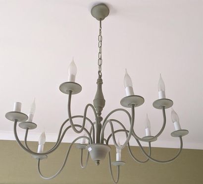 null LIGHT in metal with a grey-green patina with 8 light arms Modern
work
Height:...