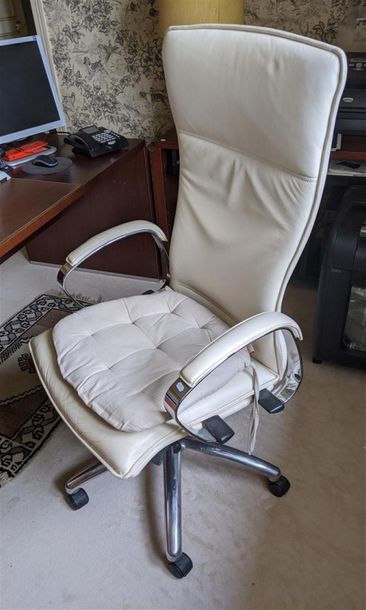 null White leather office armchair 