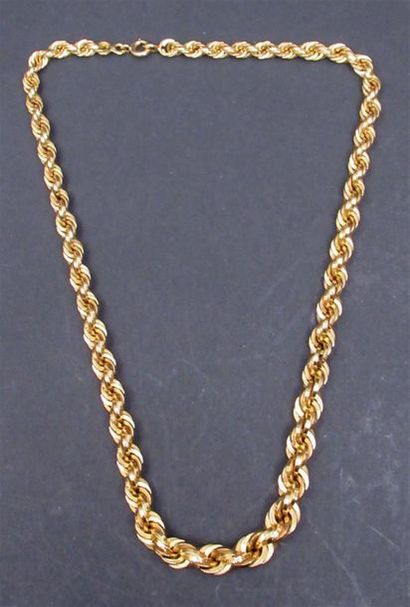 null Collier en or jaune 18k (750/°°) à mailles torsadées, pds : 22,4g