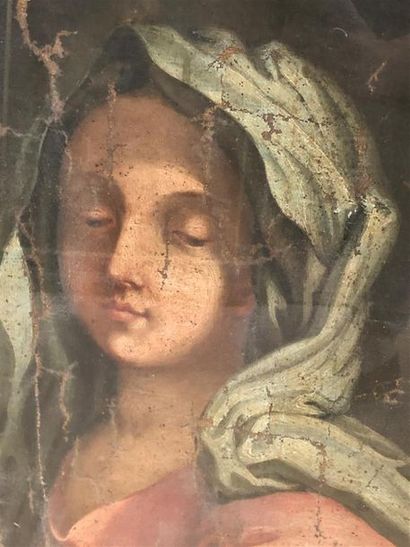 null French school of the XIXth century 
"Virgin"
Oil on canvas framed under glass
(accidents...