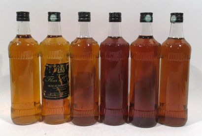null 6 bouteilles de Muscat de Rivesaltes (étiquettes abimées ou absentes)