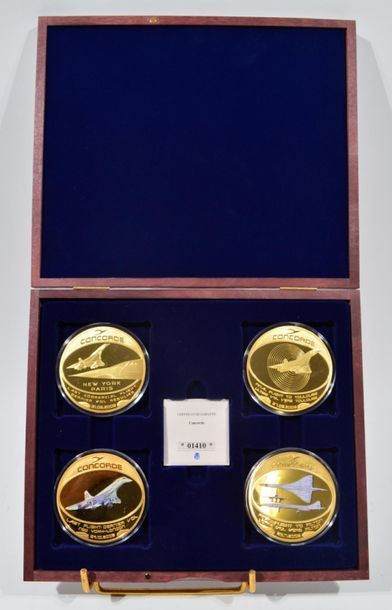 null [CONCORDE]
BOX of 4 medals representing the last flights of the Concorde, numbered...