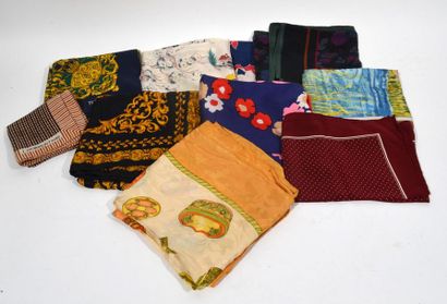 null IMPORTANT LOT OF SILK AND COTTON PULLS AND SCARVES including Rochas, Ted Lapidus,...