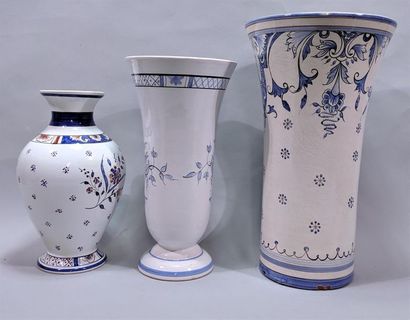 null BAVENT - Three earthenware vases with blue and pink monochrome decoration H.28,...