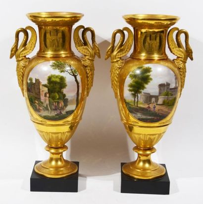 null PARIS - Pair of baluster-shaped porcelain VASES in Paris decorated on both sides...