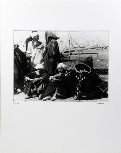 null Jean-Pierre ZENOBEL (1937)
"Dans un douar en Oranie"
Silver photographic print...