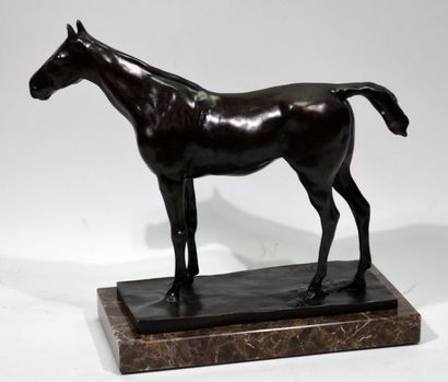 null According to Edgar DEGAS 
"Horse at rest"
Bronze reproduction with brown patina
Posthumous...