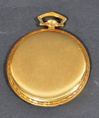 null JUVENIA - Pocket watch in 18 K (750/oo) yellow gold, round dial with silvered...
