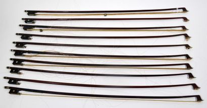 null Lot de 10 archets pour violon (longueur moyenne 74cm)