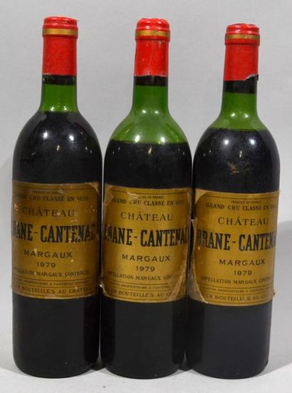 null 3 bouteilles de CHATEAU BRANE CANTENAC Margaux 1979
Niveau : basse épaule, épaule,...