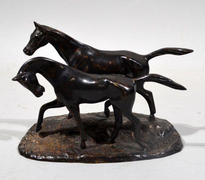 null Irénée ROCHARD (1906-1984)
"Couple of horses"
Bronze with brown-black patina....