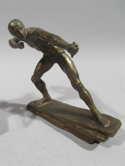 null Anonyme 
"Tireur à l'arc"
Epreuve en bronze à patine dorée
Haut. : 18 cm - Larg....
