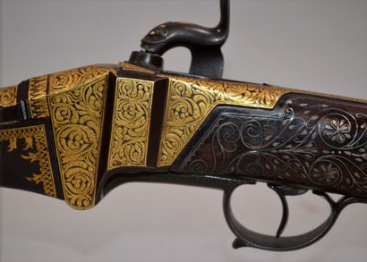 null Exceptionnelle carabine SHARPS modèle 1853.

(absence de marquage).

Impressionnant...