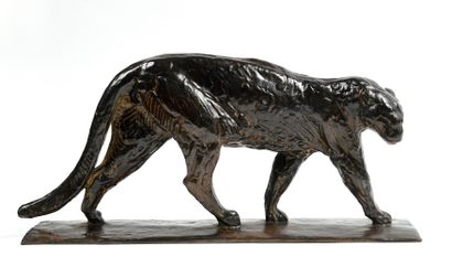 null Rembrandt BUGATTI (1884-1916) in the style of

"Walking Leopard

Proof in bronze...