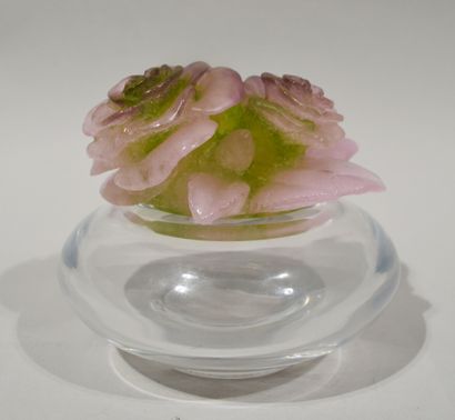 null DAUM FRANCE

Covered box model "Roses", made up of a crystal container and a...