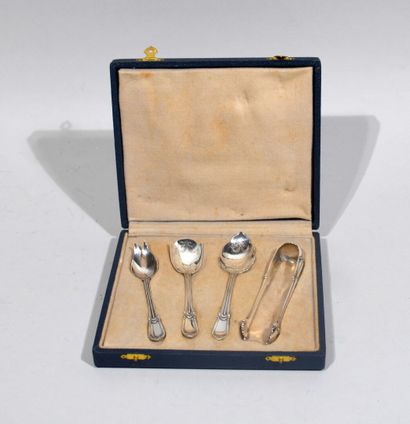 null Solid silver BONBON SERVICE COUPLES including a pair of tongs, a two-pronged...