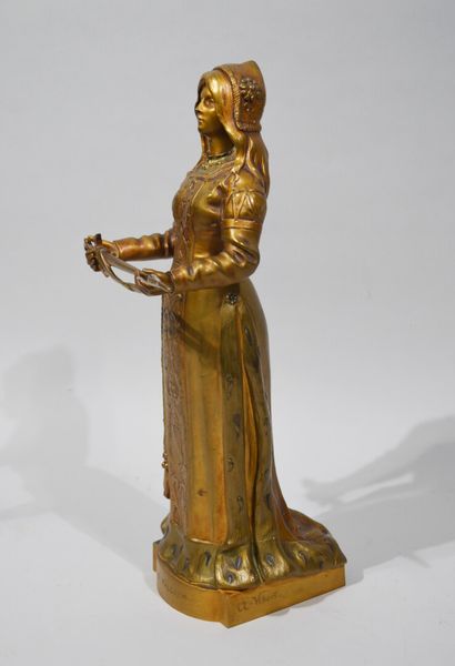 null Alexandre VIBERT (c.1847-1909)

"Femme à l'épée"

Bronze à patine doré portant...