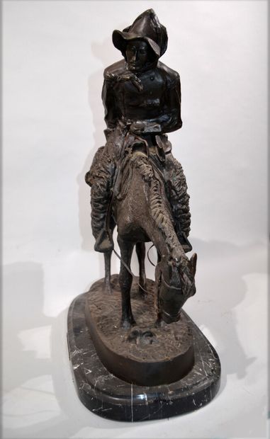 null Frédéric REMINGTON (1861-1909) D'après

« COWBOY sur un cheval »

Epreuve en...