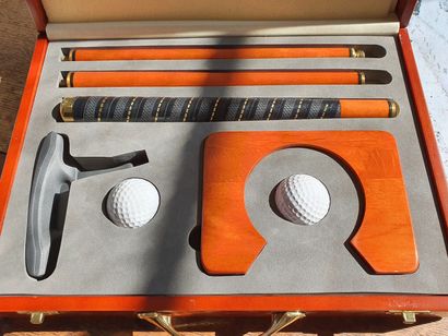 null HOME GOLF SET (Complete kit for indoor golf) including : 

* a golf club for...