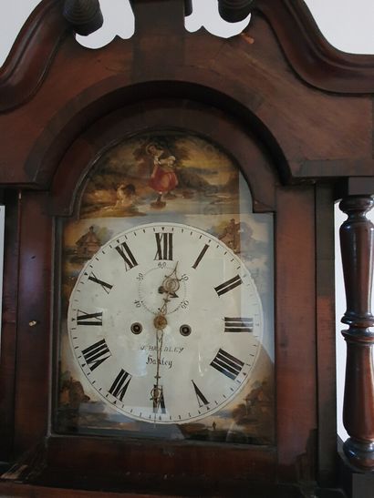 null Important PARQUET CLOCK in solid molded mahogany, the upper part decorated with...