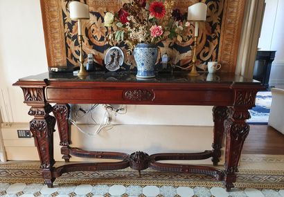 null Important GIBIER CONSOLE in solid mahogany, moulded and carved with shells,...