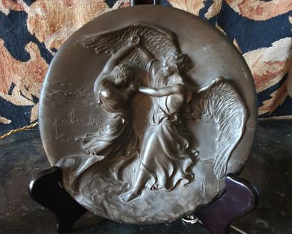 null MERRI ROEDERICK 

"Jacob and the angel"

Composition plate with chocolate brown...