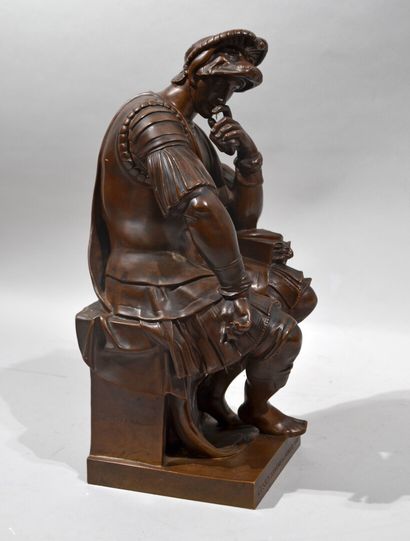 null MICHEL-ANGE (1475-1564) D'après

"Laurent de Médicis, Duc d'Urbin"

Bronze à...