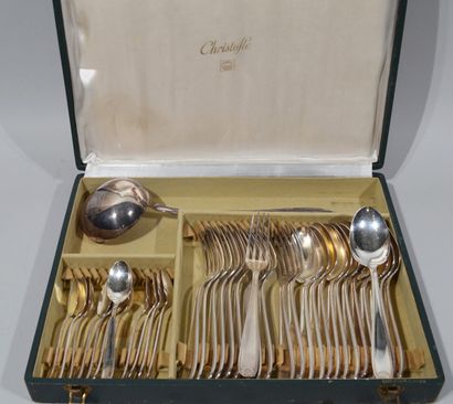 null CHRISTOFLE

Lot comprenant : 

- Ménagère en métal argenté comprenant 12 fourchettes,...