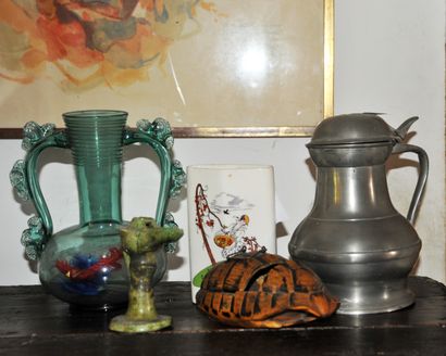 null Suite d'objets décoratifs comprenant :

- un vase en verre soufflé couleurs...