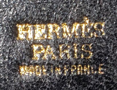 null HERMES Paris

Sac modèle "Bolide" en cuir Epsom noir, muni de deux anses et...