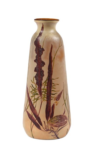 null François-Théodore LEGRAS (1839 -1916)

Important vase à bord resserré en verre...