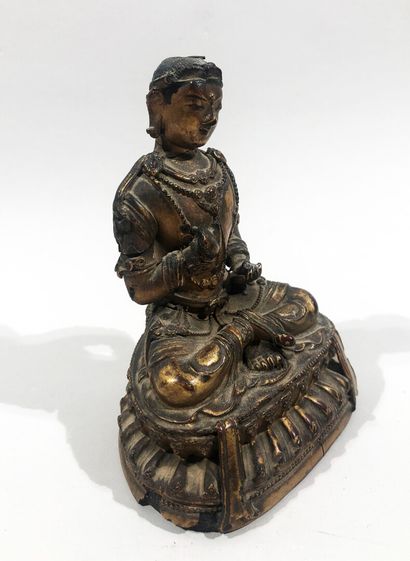null Statuette de bodhisattva en bois laqué or

Chine, fin de la dynastie Yuan -...
