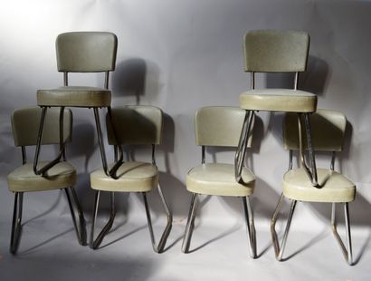 null NORI déposé

Suite de six chaises de bureau industrielles type RONEO garniture...