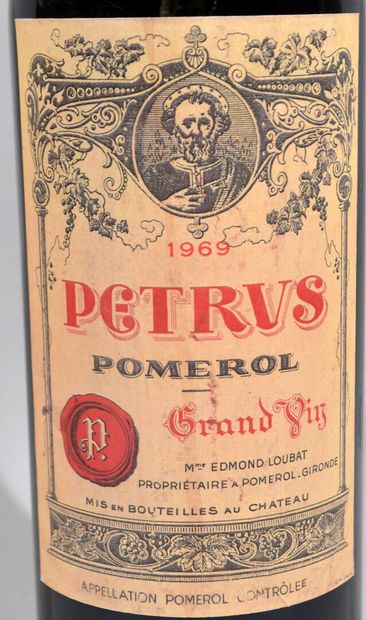 null Un magnum de CHATEAU PETRUS Pomerol Grand Cru 1969 (étiquette légèrement tâ...
