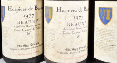 null 15 bouteilles de BEAUNE HOSPICES DE BEAUNE Guy Leblanc négociant 1977 (niveaux...