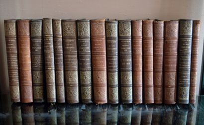 null Victor HUGO « Oeuvres complètes » Réunion de 16 volumes reliés avec dos à nerfs...