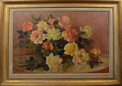 null André LAGRANGE (1889-1958)

"Bouquet de roses"

Huile sur toile signée en bas...