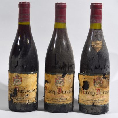 null 3 bouteilles d'AUXEY-DURESSES Clovis Poncelet propriétaire 1984

(étiquettes...