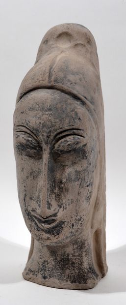 null D'après Amedeo MODIGLIANI (1884-1920) 

"Tête de femme"

Épreuve en platre sculptée...