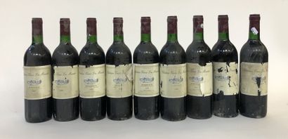 null 9 Bouteilles de Bordeaux Vieux La monde année 1995 

(étiquettes abimées)