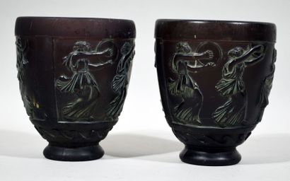 Georges de FEURE (1868-1943) 

Vase en verre...