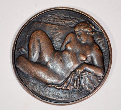 null Marcel GIMOND (1894-1961) 

Médaille en bronze à patine brun nuancé signé M...