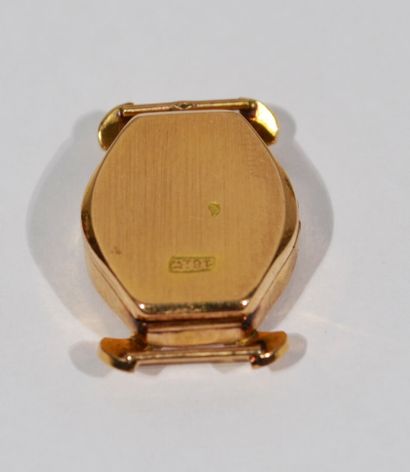 null Réunion de débris d'or jaune comprenant un ancien boitier de montre de dame...