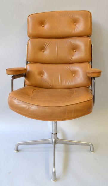 null Charles (1907-1978) et Ray (1912-1988) EAMES - Édition HERMAN MILLER

Fauteuil...