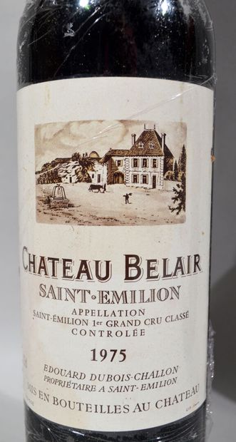 null 12 bouteilles de CHATEAU BELAIR 1975
