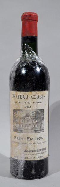 null 1 bouteille de CHATEAU CORBIN 1962

(haute épaule)