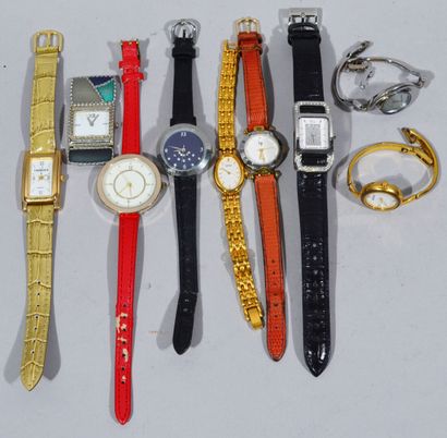 Lots de 9 montres de femme dont LIP, SEIKO,...