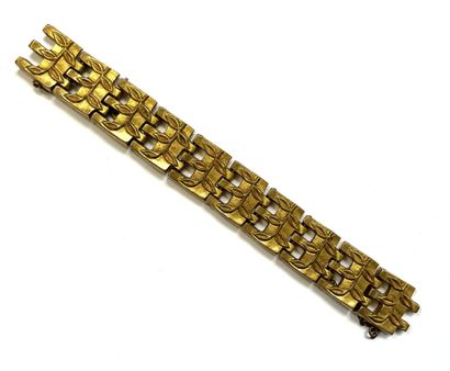 null Line VAUTRIN (1913-1997)

"Les Feuilles"

Bracelet articulé en bronze doré à...