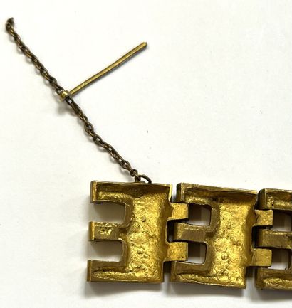 null Line VAUTRIN (1913-1997)

"Les Feuilles"

Bracelet articulé en bronze doré à...